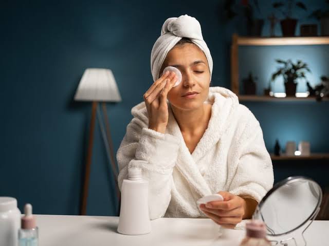 Quy Trình Chăm Sóc Da Buổi Tối Đúng Cách Giúp Da Phục Hồi Và Tươi Trẻ Hơn
